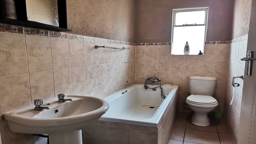 3 Bedroom Property for Sale in Baillie Park North West